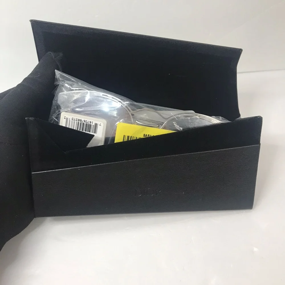 New- 💯 Original Dior Mirrored Nebula Sunglasses (SHF-18210) - Picture 17 of 17